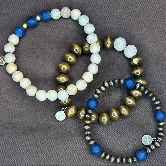 Handmade by VV set of 3 stretch bracelets - Picture 5 of 7